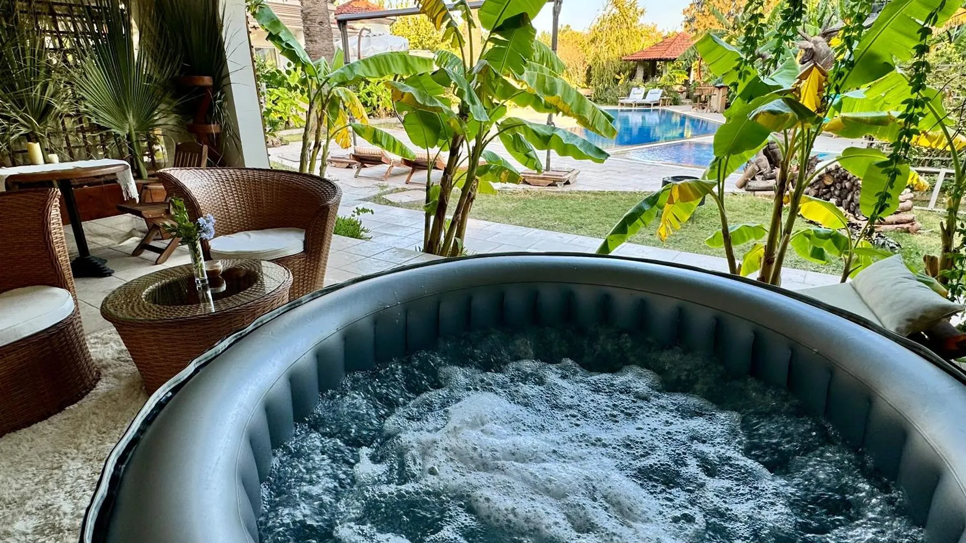 Sunyear Jacuzzi Winter Lodge Urla Affittacamere
